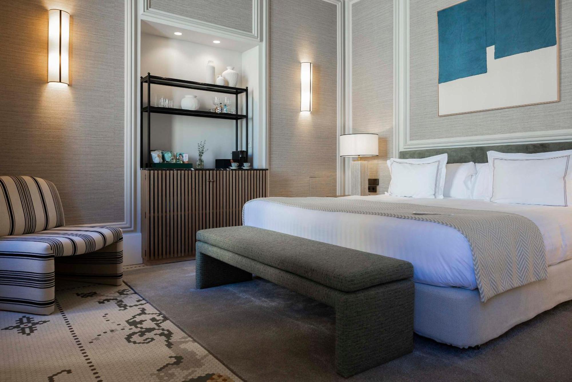Superior Zimmer mit Kingsize-Bett